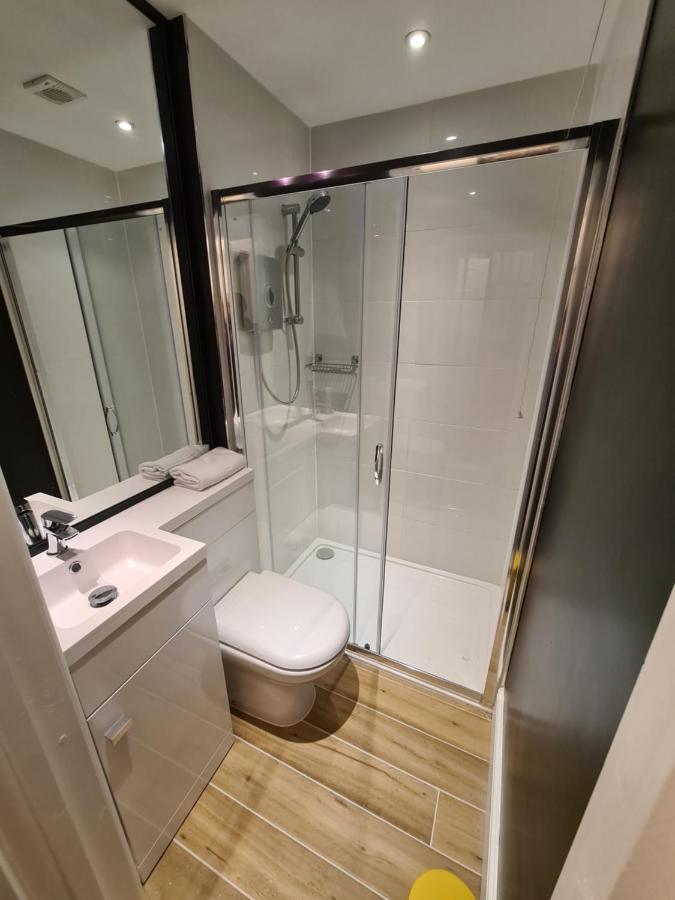The Taylor Suite - Stunning 2-Ensuite Beds, Cathedral View Roof Garden Truro Eksteriør bilde